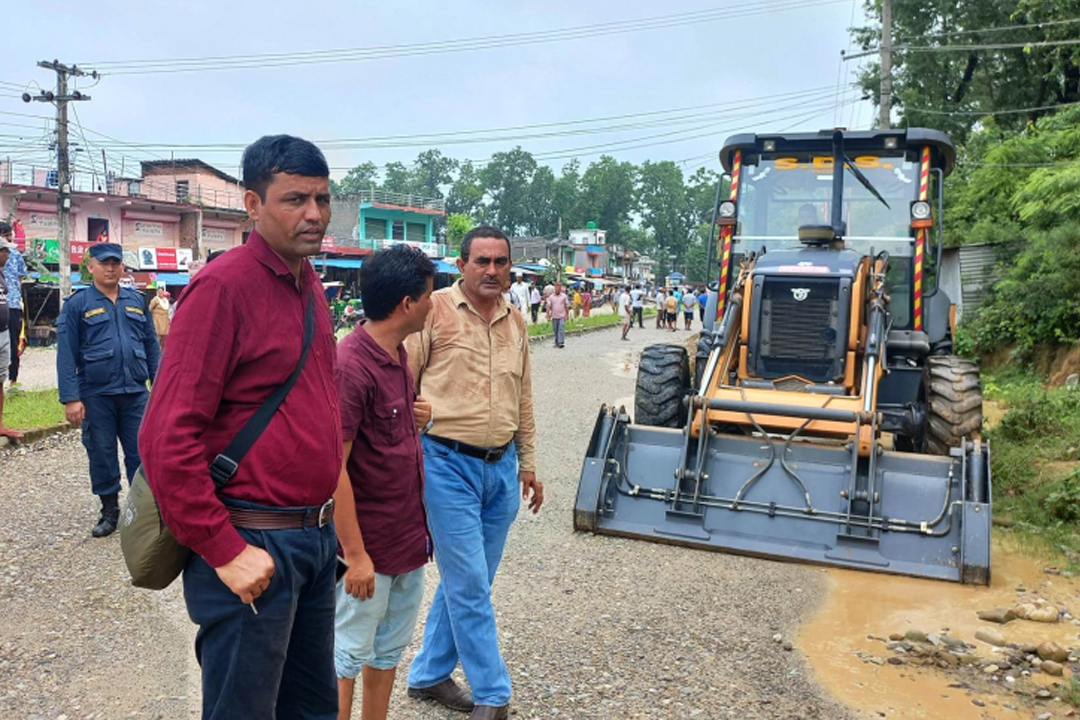 कञ्चनपुरको शुक्लाफाँटामा पनि अवैध संरचना हटाउन शुरु
